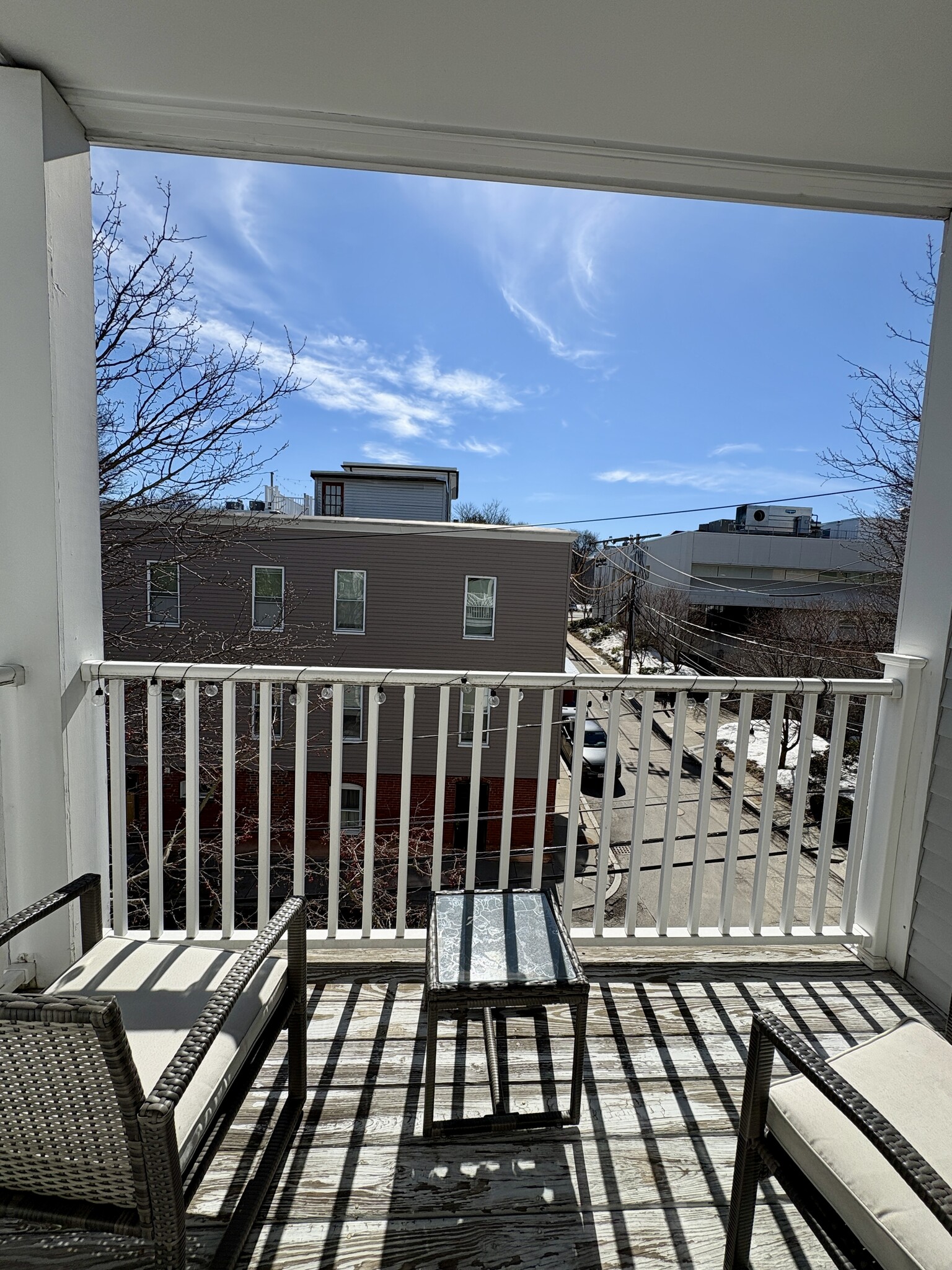 Building Photo - 20 Cameron St