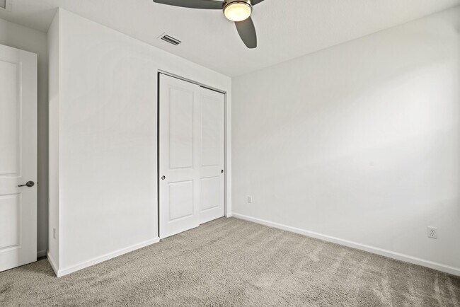 Building Photo - 11340 SW Lyra Dr.