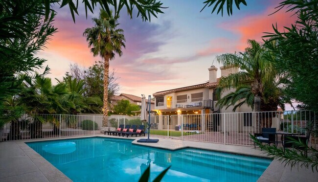 Building Photo - 11264 N 128th Pl