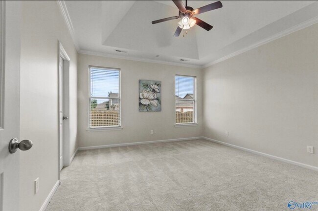 Building Photo - 22 Maple Grove Blvd SW