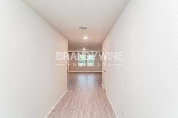 Building Photo - 7002 Winding Draw