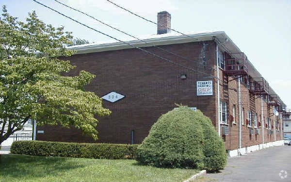 Building Photo - 336 Washington Ave