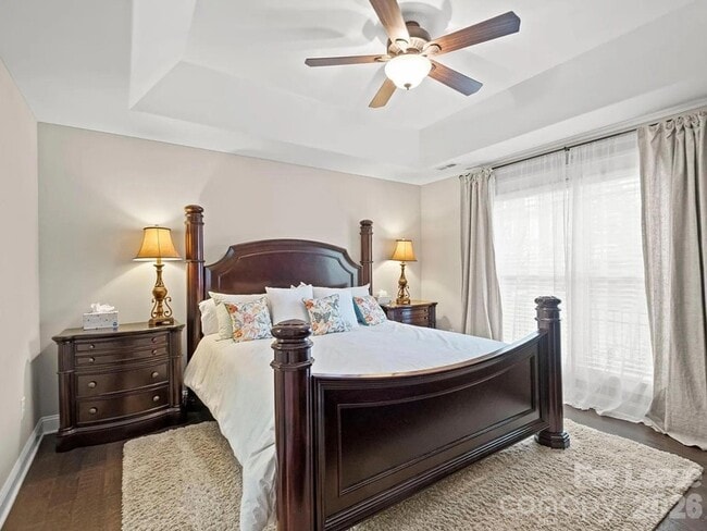 Building Photo - 20019 Lamp Lighters Way