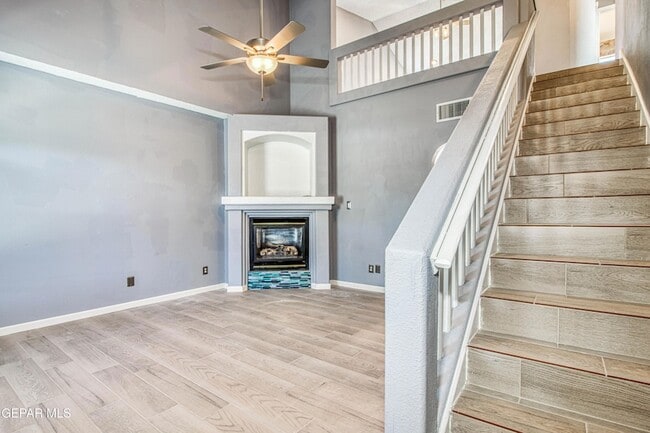 Building Photo - 12325 Tierra Bella Dr