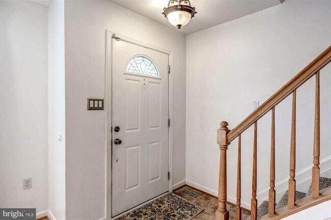 Building Photo - 13676 Barren Springs Ct