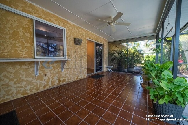 Building Photo - 468 Laurencin Dr