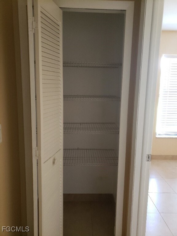 Building Photo - 405 SE Van Loon Terrace