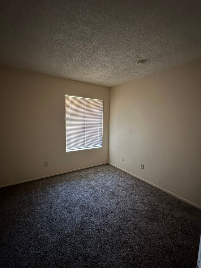 Building Photo - 4BD/2BA Home - Moreno Valley, CA 92557