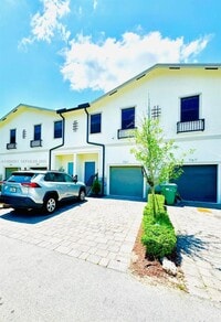 Building Photo - 761 SW 11th St