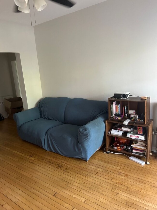 Building Photo - Awesome three bedroom apartment in Allston