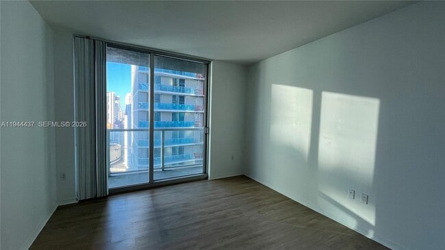 Building Photo - 55 SE 6th St