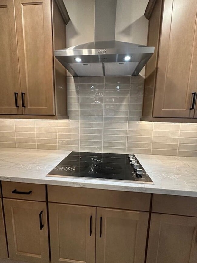 Building Photo - 2121 W Sonoran Desert Dr