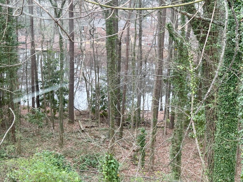 Building Photo - 6104 Pisgah Rd SW