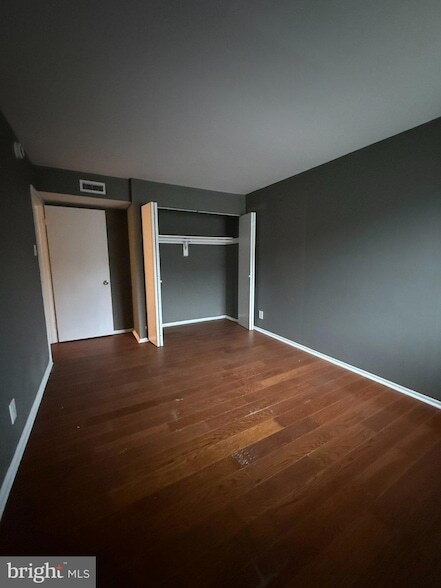 Building Photo - 3928 Stone Gate Dr