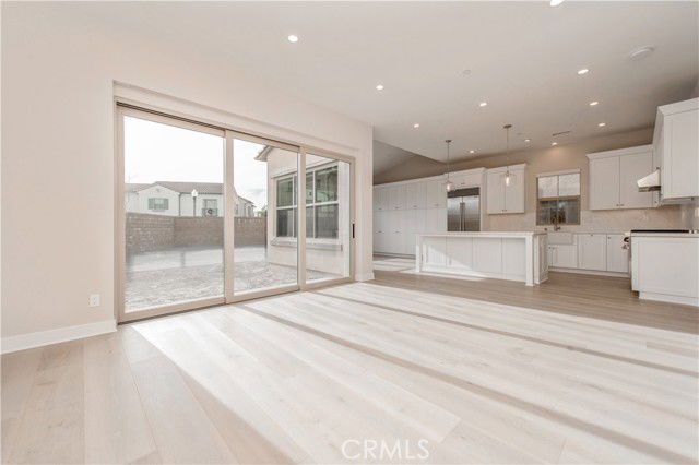 Building Photo - 128 Rimstone