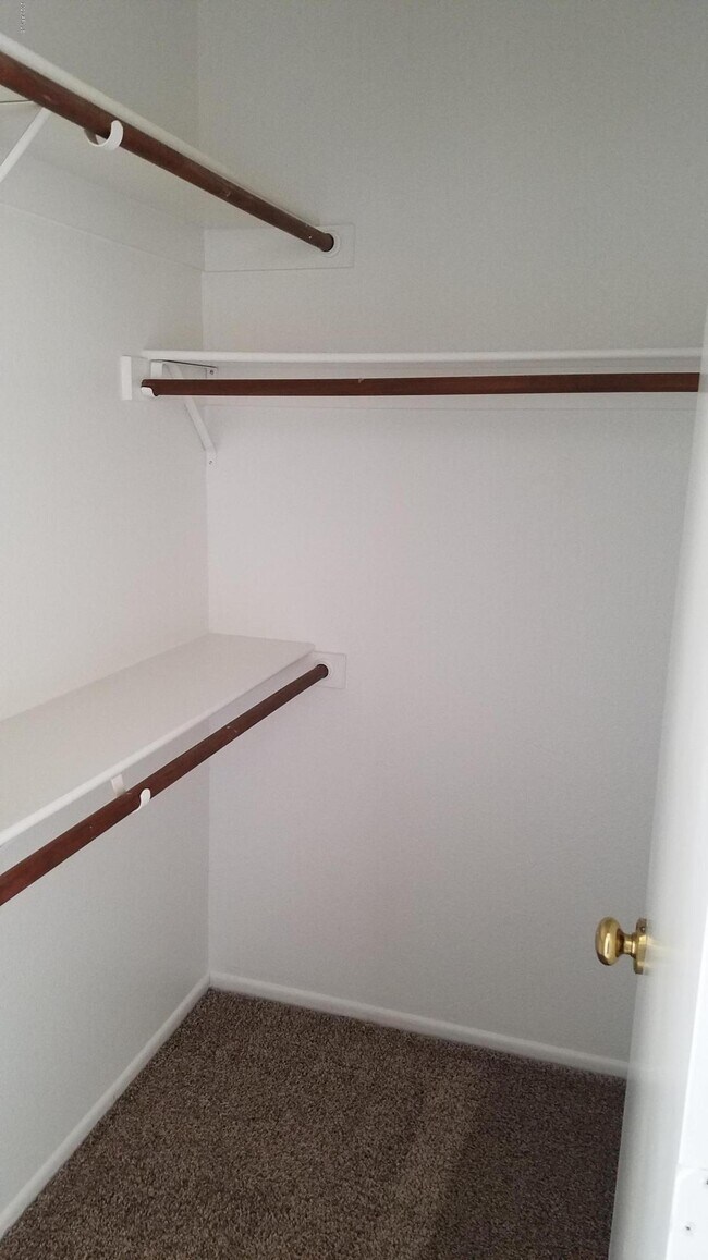 Building Photo - 12214 N 41st Dr