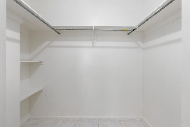 Building Photo - 4108 NW 79th Ave