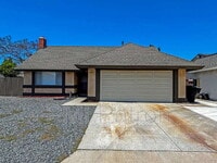 Building Photo - 8941 Mint Ave