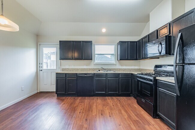 Building Photo - 14942 Hidalgo Valley Ln