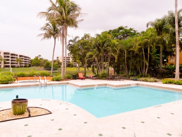 Building Photo - 1725 Palm Cove Blvd