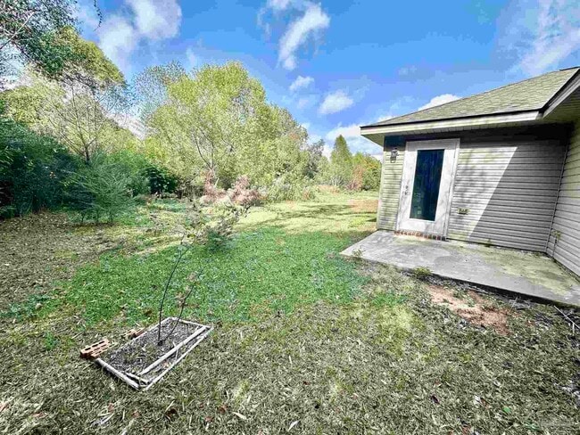 Building Photo - 7797 Ira Dr