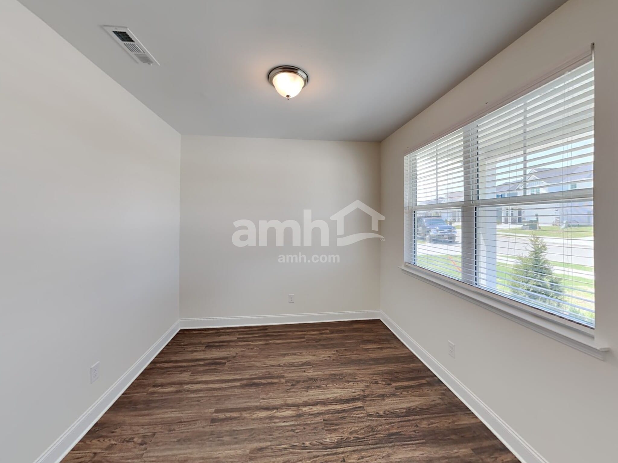 Building Photo - 4805 Chutney Dr