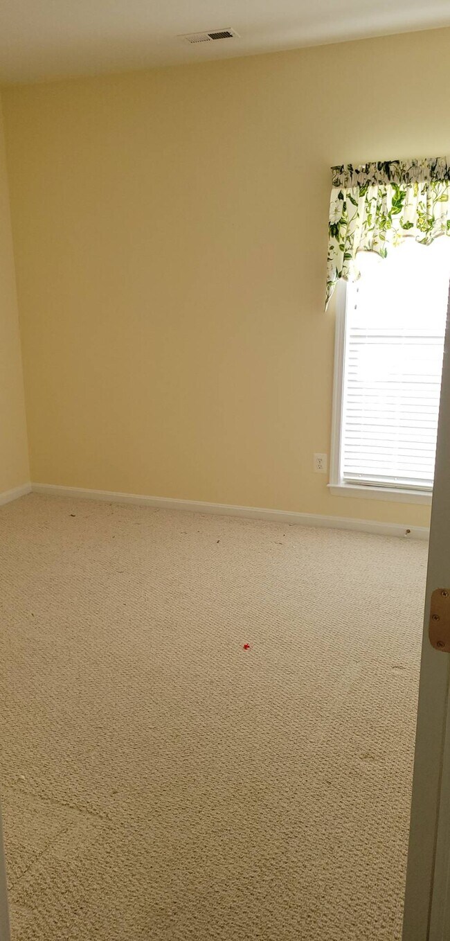 Building Photo - 125 Encore Ct