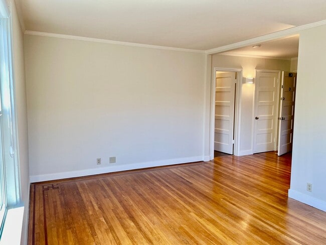 Building Photo - The Pines