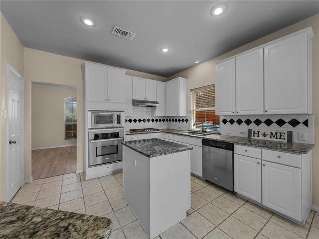 Building Photo - 5609 Freedom Ln