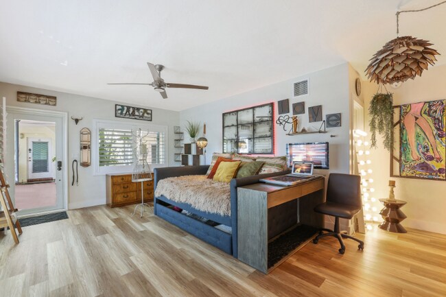 Building Photo - 8040 Tatum Waterway Dr