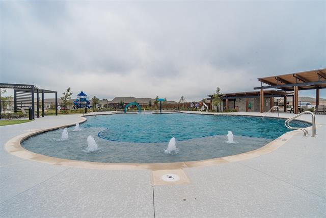 Building Photo - 2022 Shady Oaks Dr