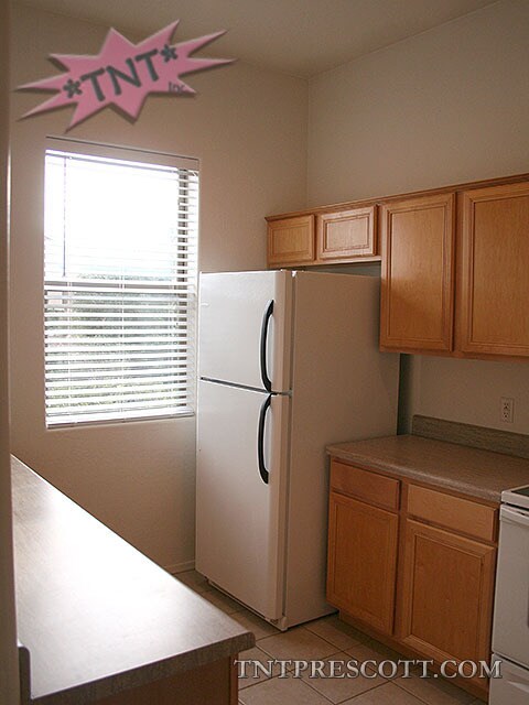 Building Photo - Home in Granville HOA ~ Winter Special!!