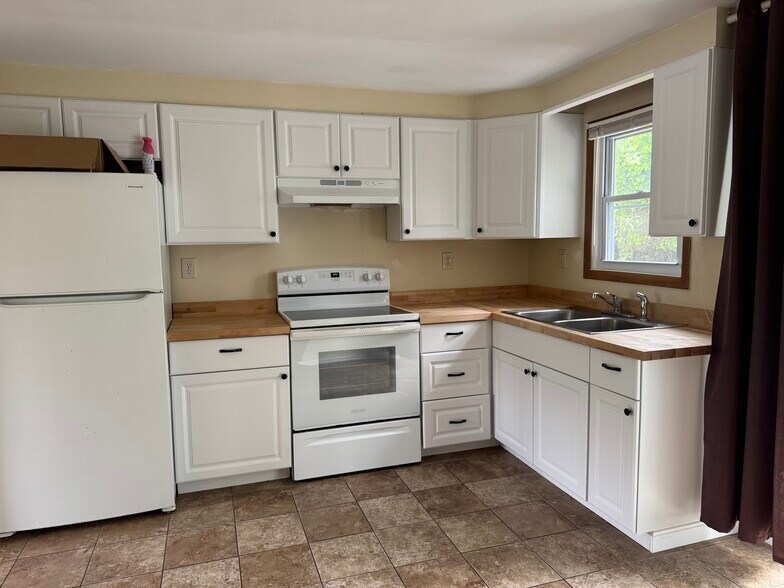 Building Photo - 21A Maybrey Dr