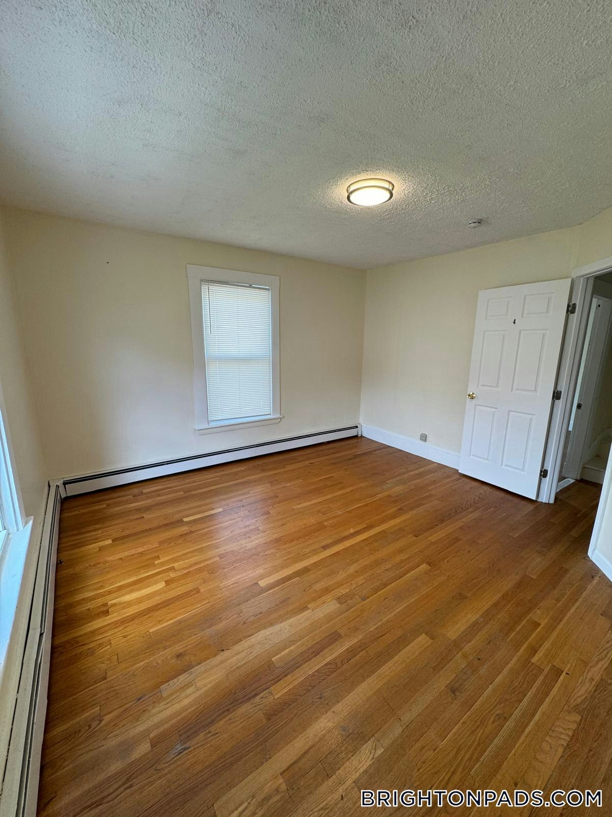 Building Photo - 44 Winship St