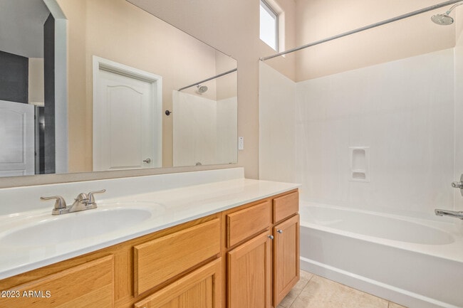 Building Photo - 1350 S Greenfield Rd