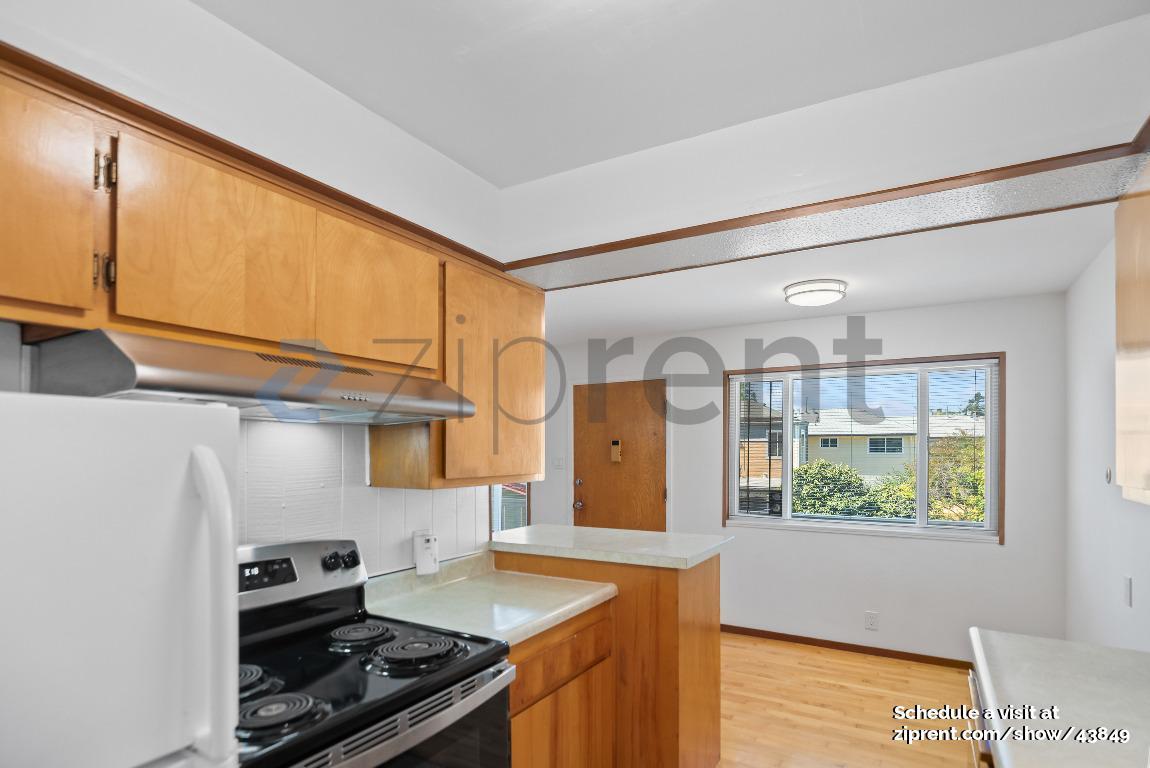 Building Photo - 1422 Sherman St
