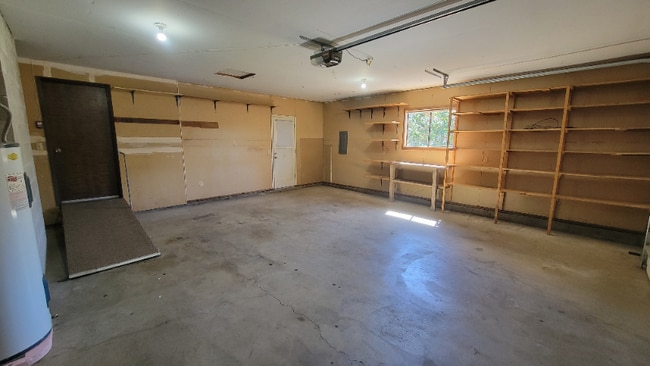 Building Photo - 181 Blossom Way