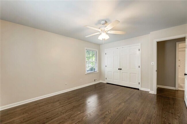Building Photo - 4243 McClatchey Cir NE