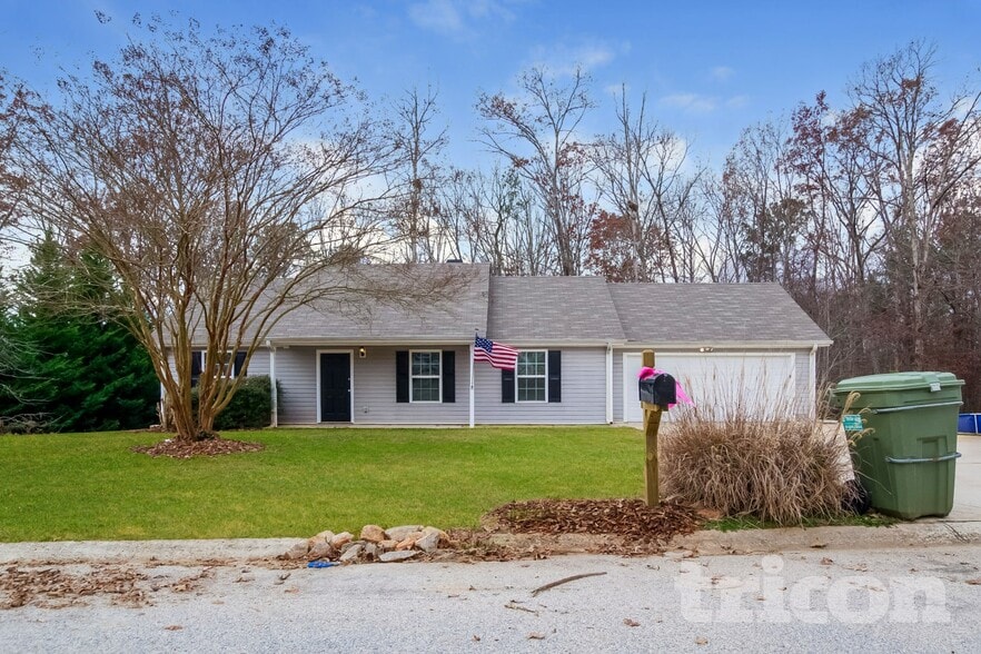 Building Photo - 184 Kings Crossing Ct