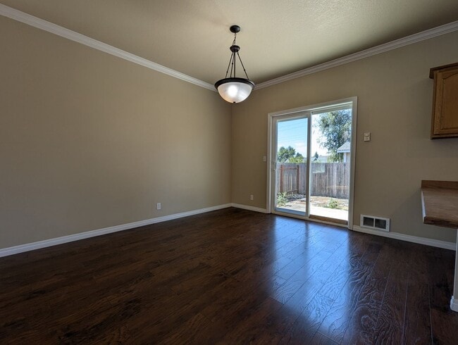 Building Photo - 3-Bedroom, 1.5-Bath Home In Bethel Danebo ...
