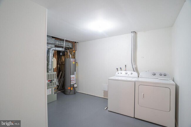 Building Photo - 14428 Black Horse Ct