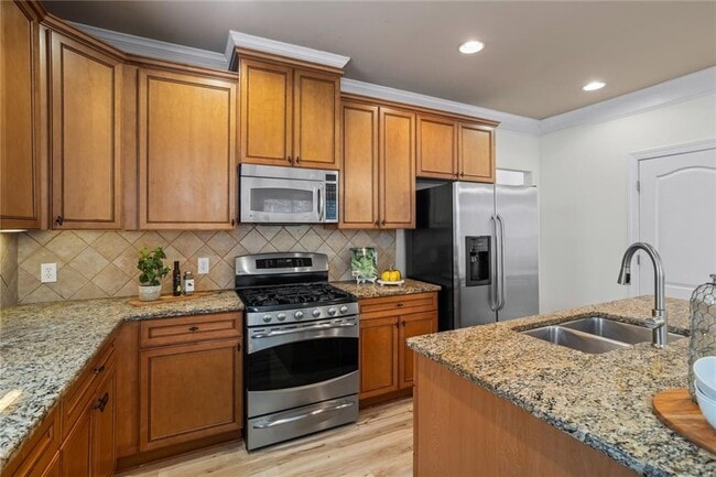 Building Photo - 3910 Dalwood Dr