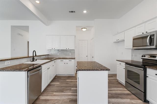 Building Photo - 2402 Wiley Farm