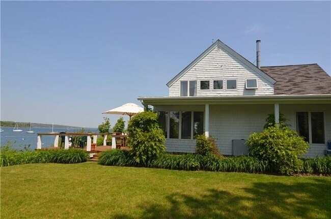 Building Photo - 23 Avenue B