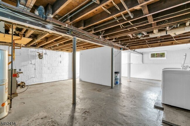 Building Photo - 106 Mountain Ave