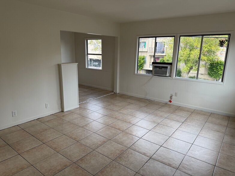 Building Photo - 15231 Acre St