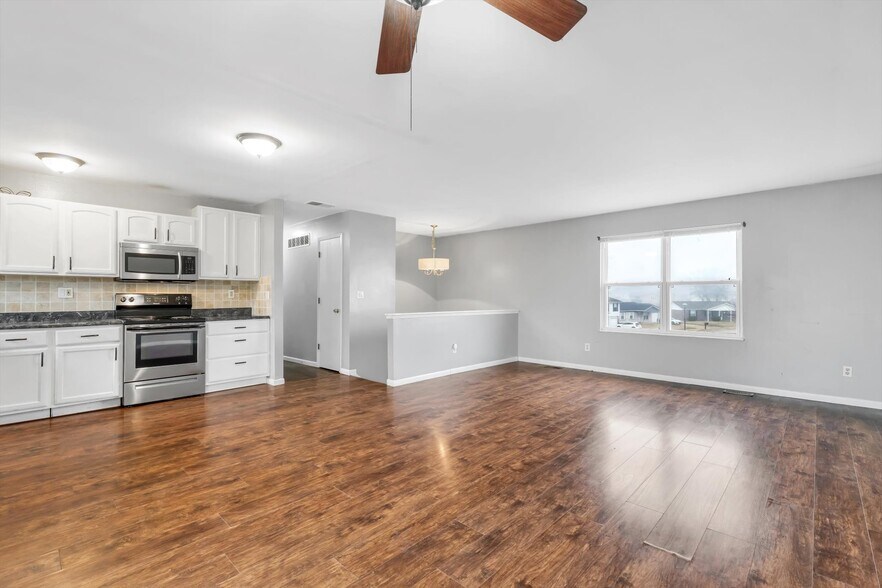 Building Photo - 2534 Millvalley Dr