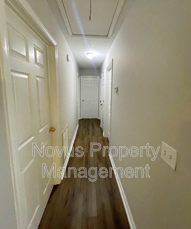 Building Photo - 119 Magnolia St