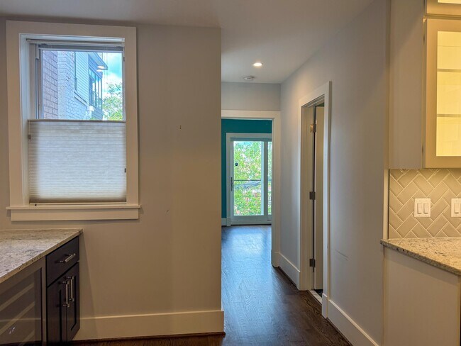 Building Photo - 2825 11th St NW