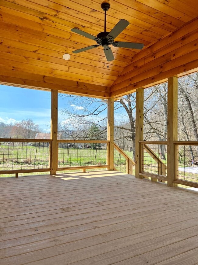 Building Photo - Updated 2 Bed 1 Bath Home in Mars Hill, NC!!